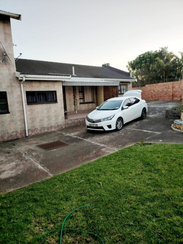 4 Bedroom Property for Sale in Sunnyridge Eastern Cape